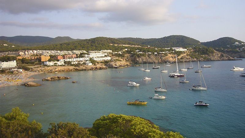 Calas y Playas de Ibiza, España
