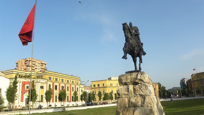 Viajar a Albania