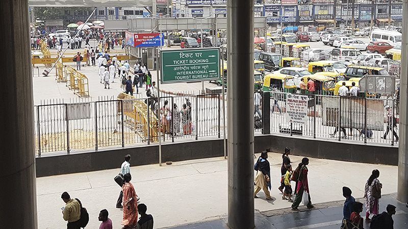 Cómo ir del Aeropuerto de Delhi a Paharganj, India