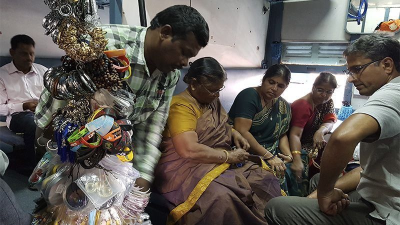 Viajar en tren por India Clases y Billetes