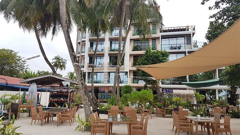 Alojamiento en Maafushi, Maldivas - Arena Grand Beach