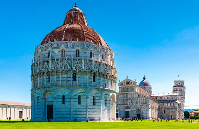 Qué hacer en Pisa en un día - Baptisterio de Pisa, Italia