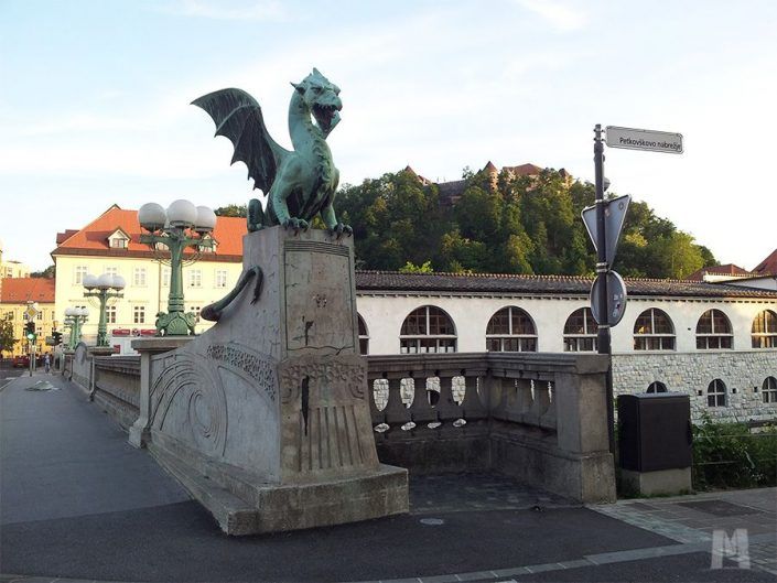 Puente de los Dragones
