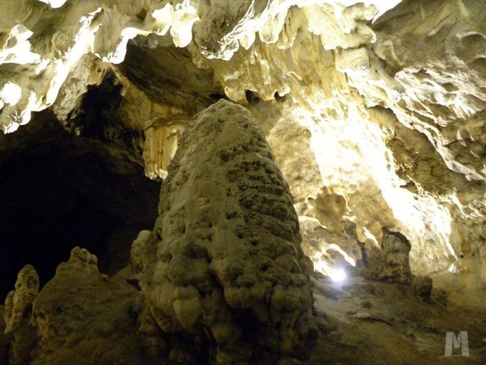 Cueva Vrelo en el Cañón y Lago Matka, Macedonia