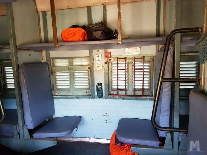 Viajar en tren por India Clases y Billetes