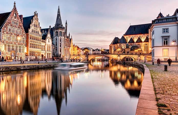 Puente de San Miguel en Gante, Bélgica