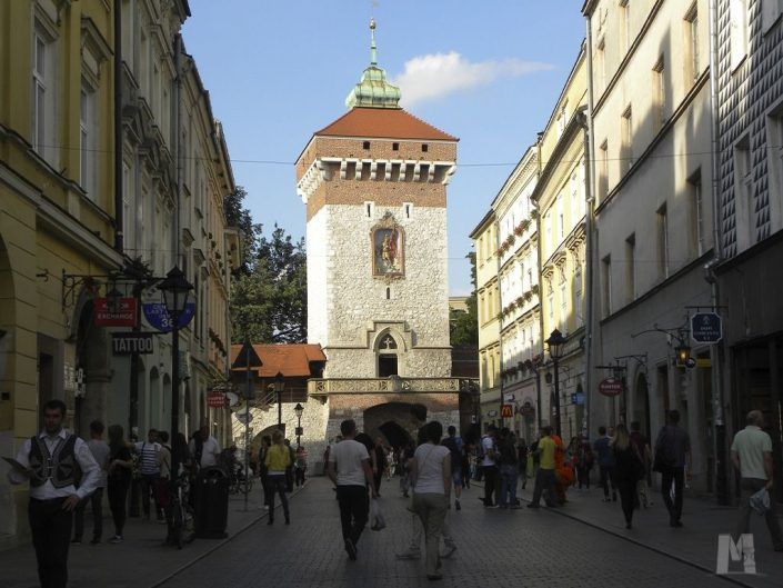 Puerta de San Florián en la Ciudad Vieja de Cracovia - Qué hacer en Cracovia