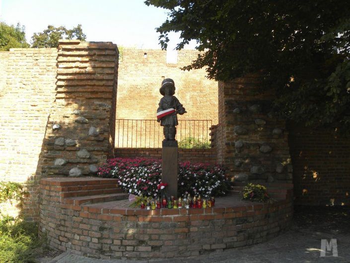 Monumento del Pequeño Insurrecto de Varsovia