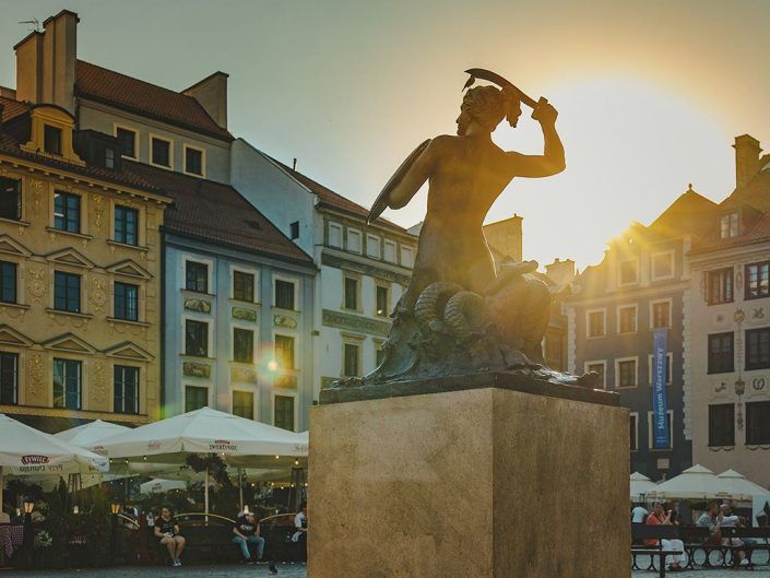 Qué ver en Varsovia, Polonia - Estatua de la Sirena de Varsovia