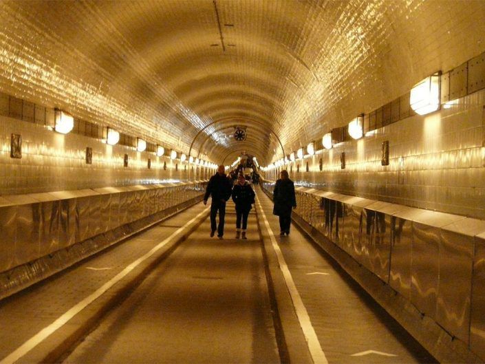 Qué ver en Hamburgo - Túnel del Elba