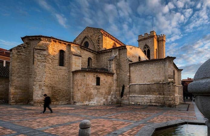 Iglesia de San Miguel - Qué ver en Palencia en un día
