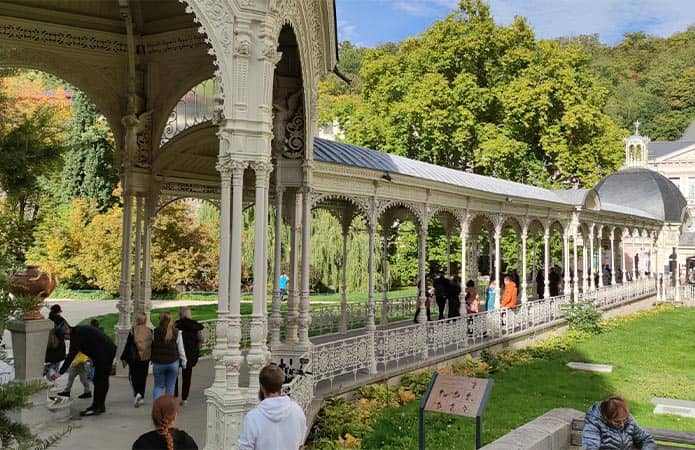Columnata del Parque Dvorak, Karlovy Vary