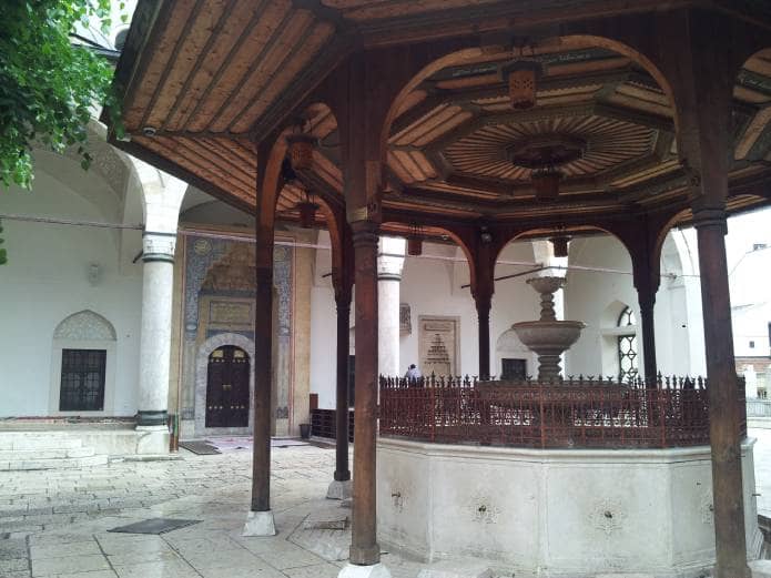 Mezquita Gazi Husrev Beg, Sarajevo
