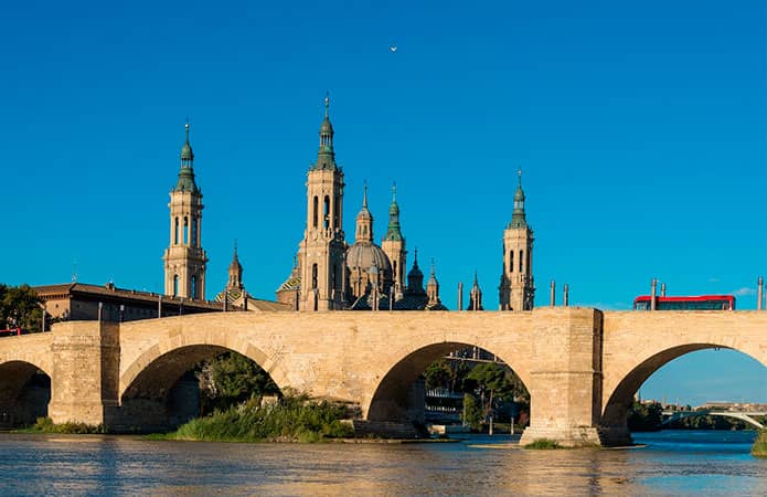 Puente de Piedra de Zaragoza