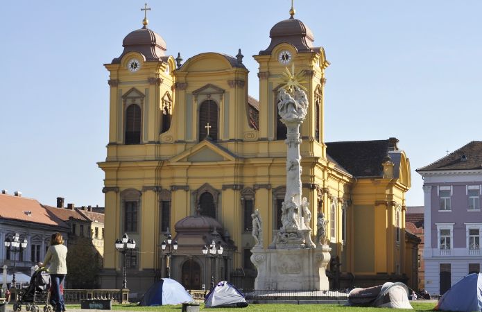 Plaza de la Unión y Catedral de San Jorge - Qué ver en Timisoara