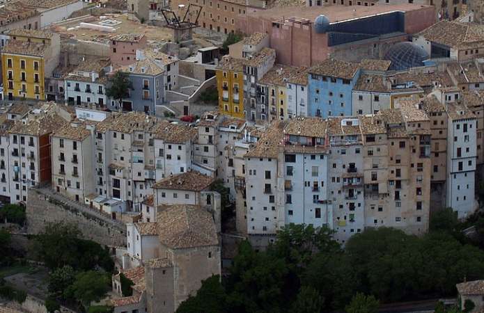 Rascacielos del Barrio de San Martín - Qué ver en Cuenca
