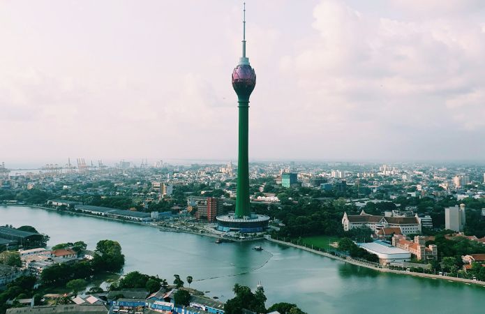 Qué ver en Colombo en un día - Torre de Loto