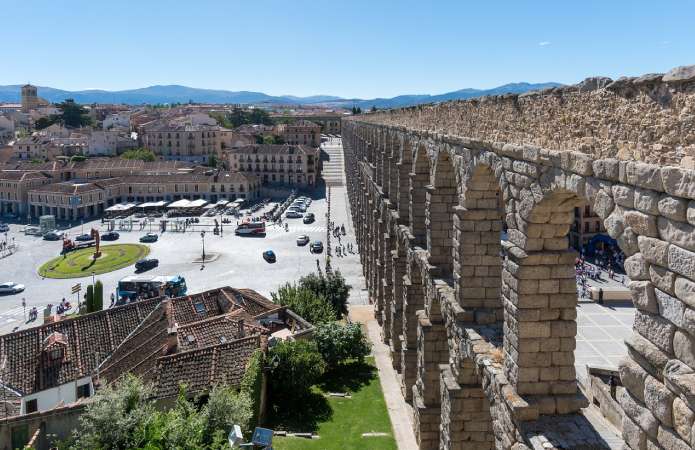 Cómo ir de Madrid a Segovia
