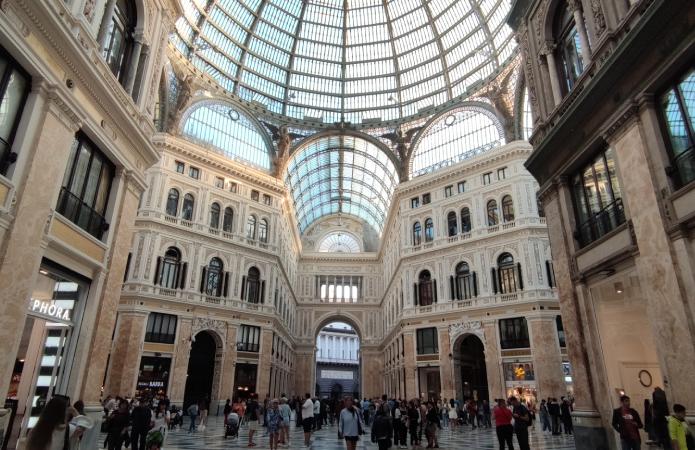 Galería Umberto I
