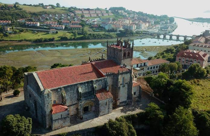 Pueblos más bonitos de Cantabria - San Vicente de la Barquera