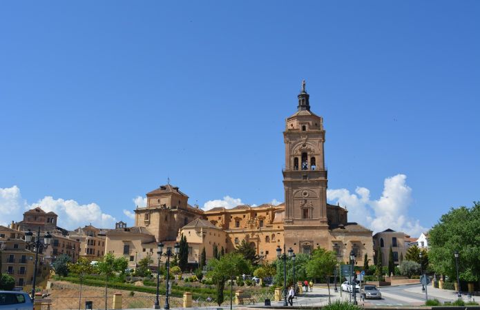 Catedral de Guadix - Qué visitar en Guadix en un día Qué ver en Guadix en un día - Catedral de Guadix