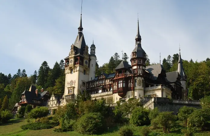 Qué ver en Rumania - Castillo de Peles en Sinaia