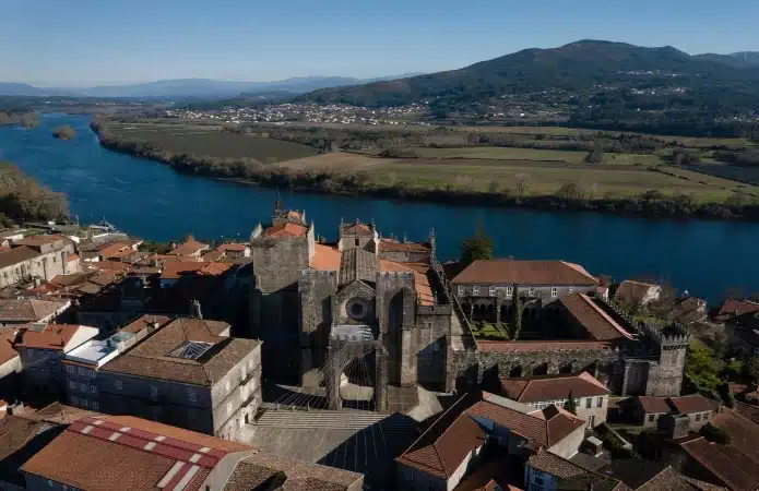 Pueblos más bonitos de Galicia - Tui, Pontevedra